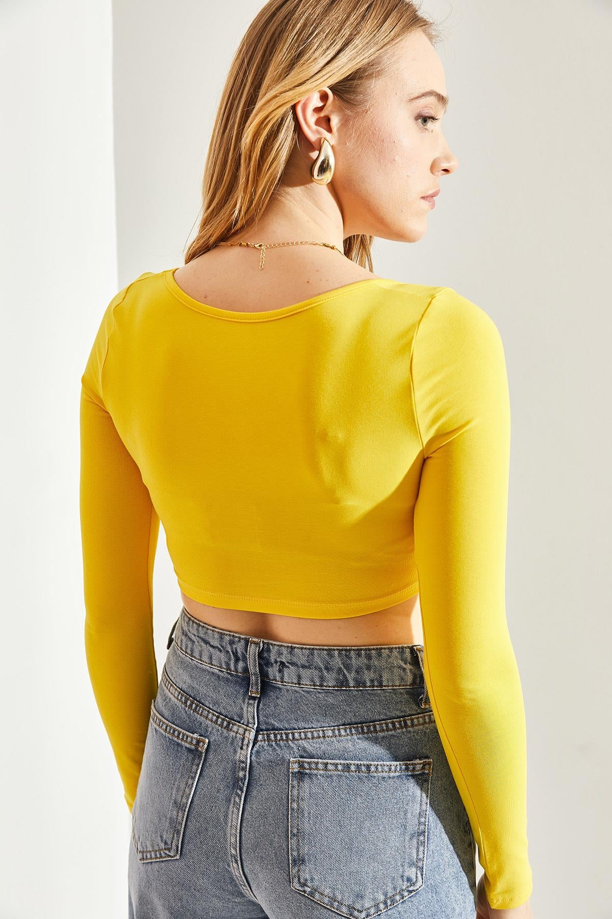 Yellow‎ Blouse