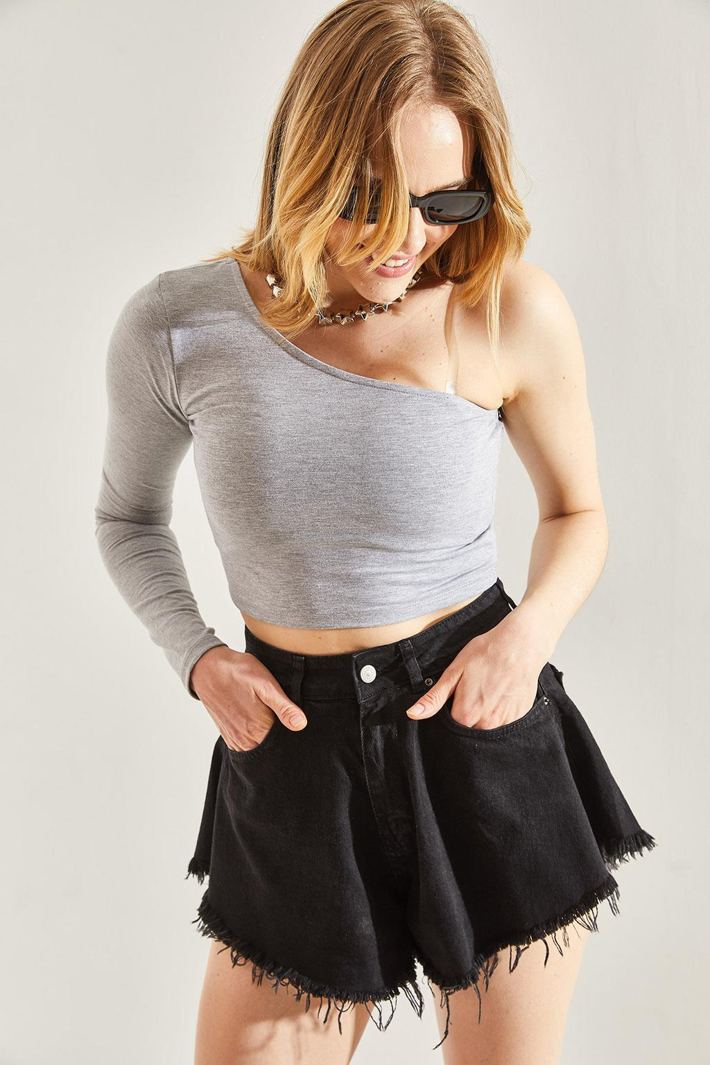 Grey‎ Blouse