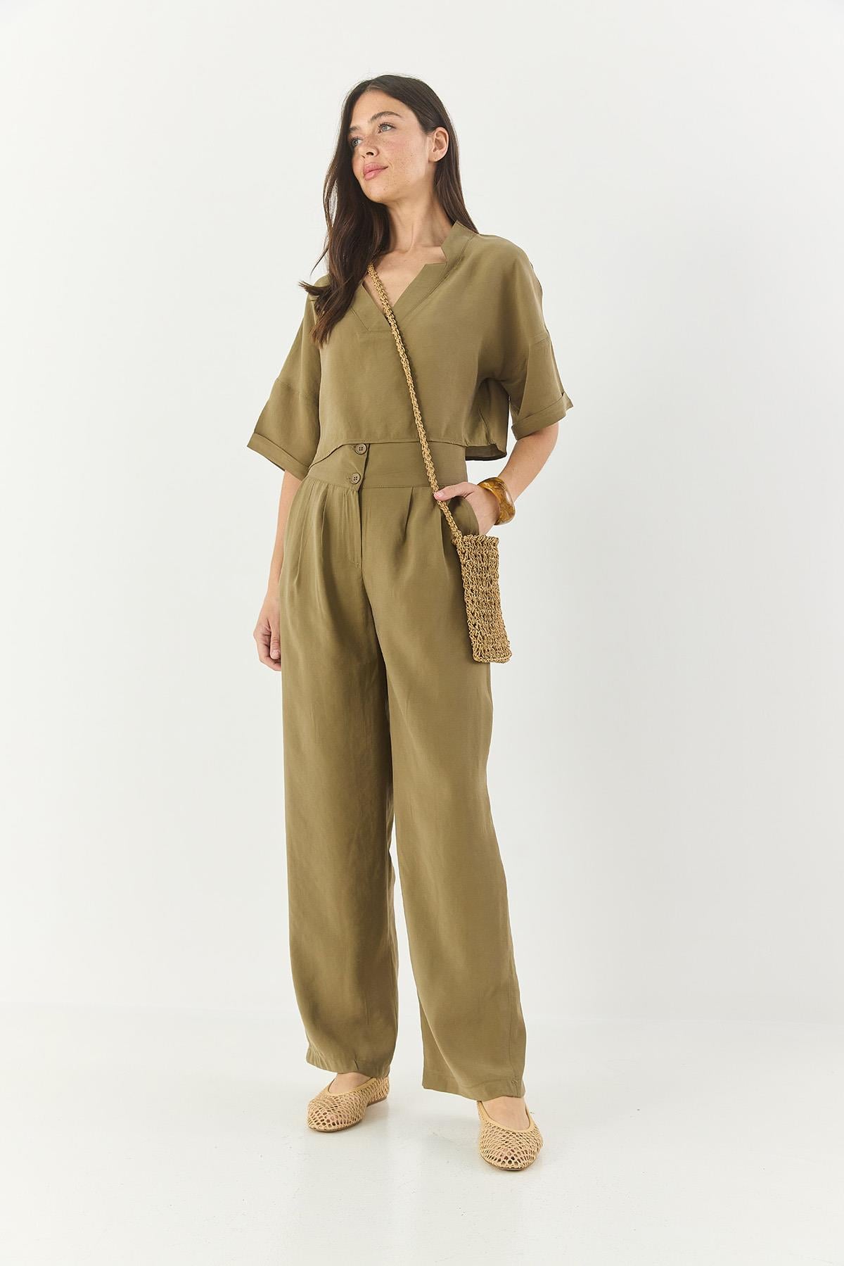 Green‎ Outfit Set