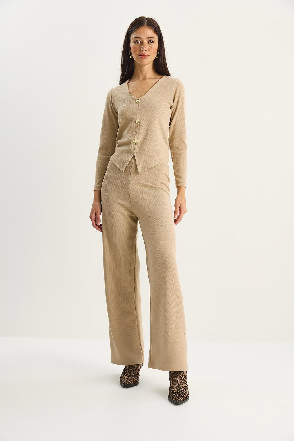 Beige‎ Outfit Set