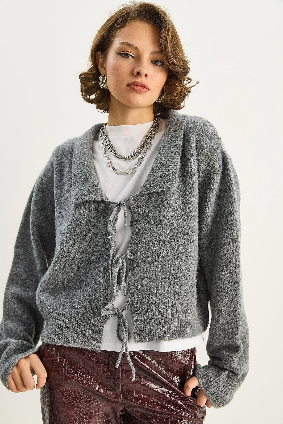 Grey‎ Cardigan