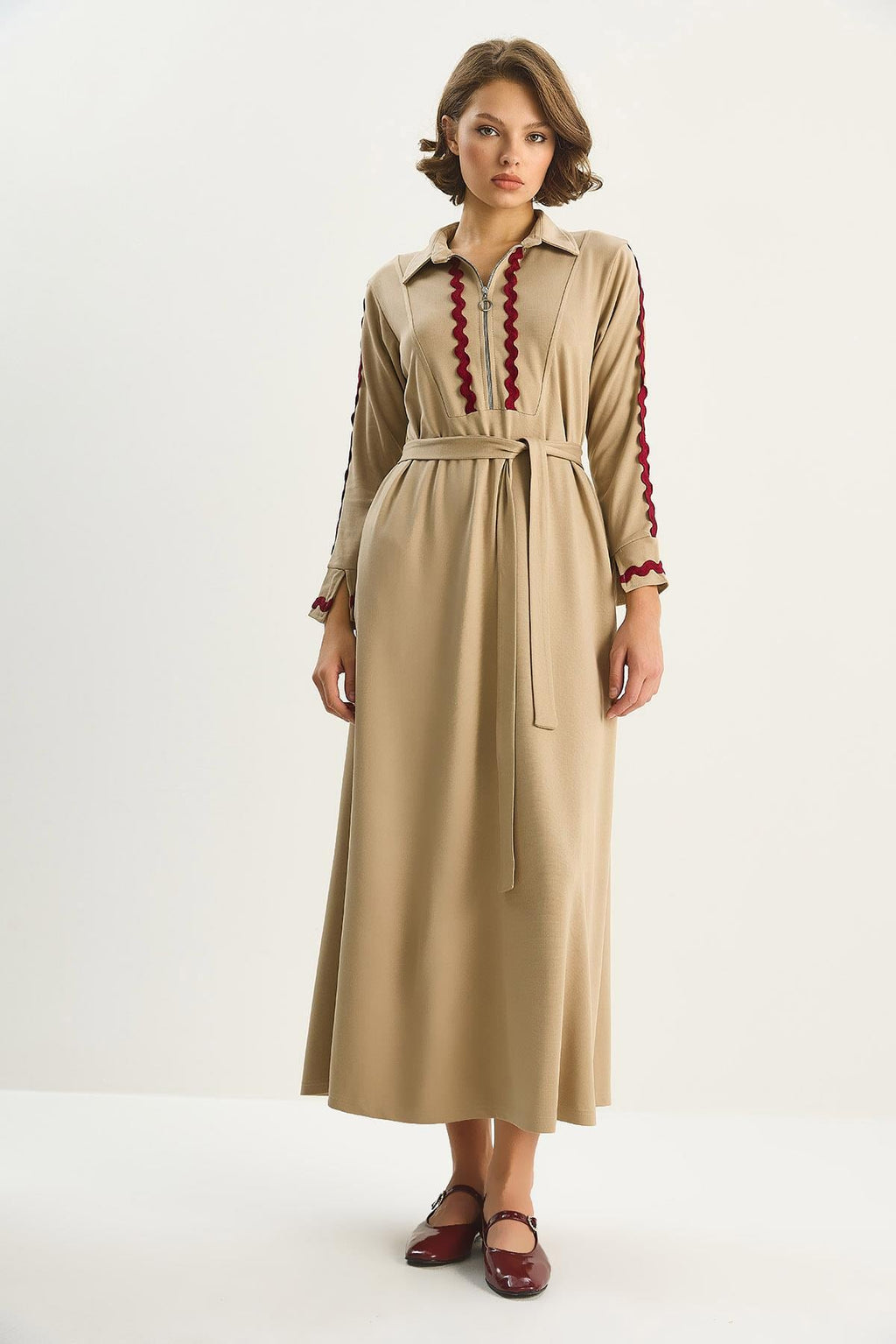 Brown‎ Dress