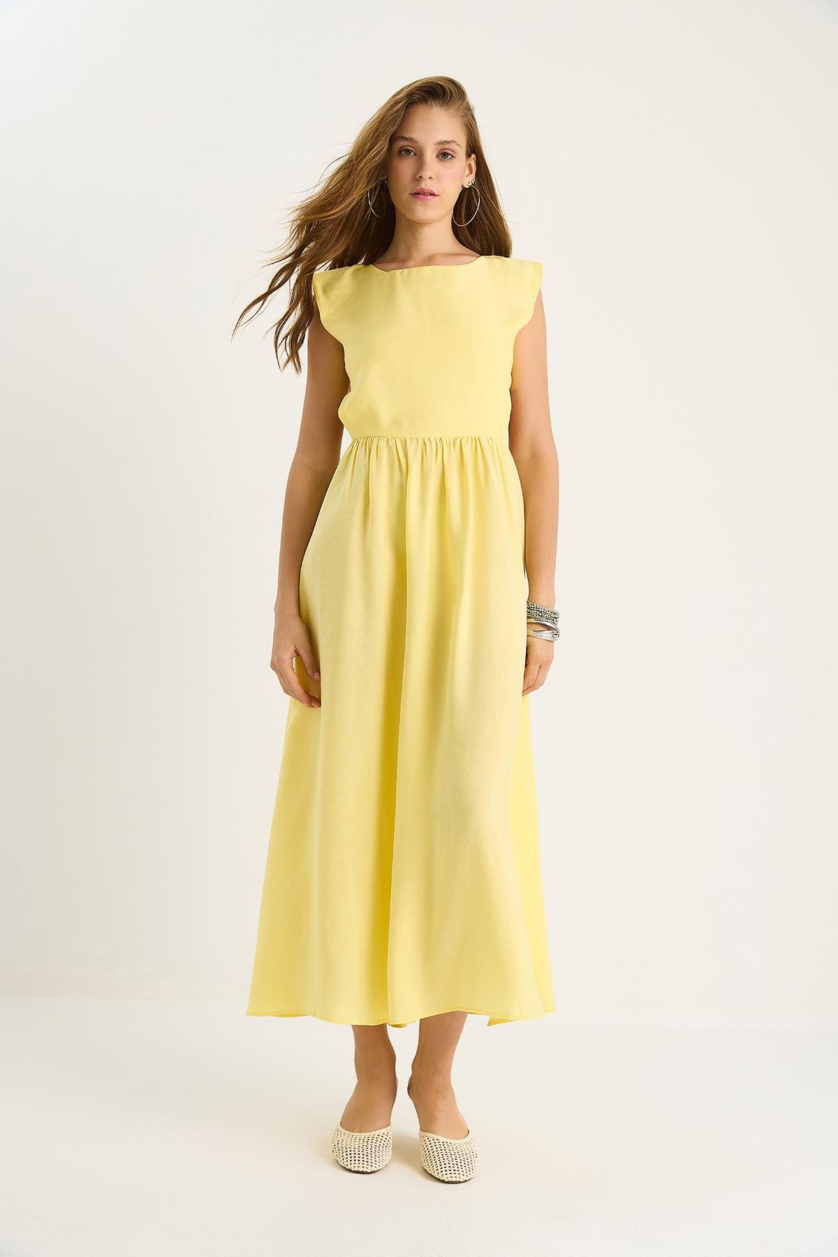 Yellow‎ Dress