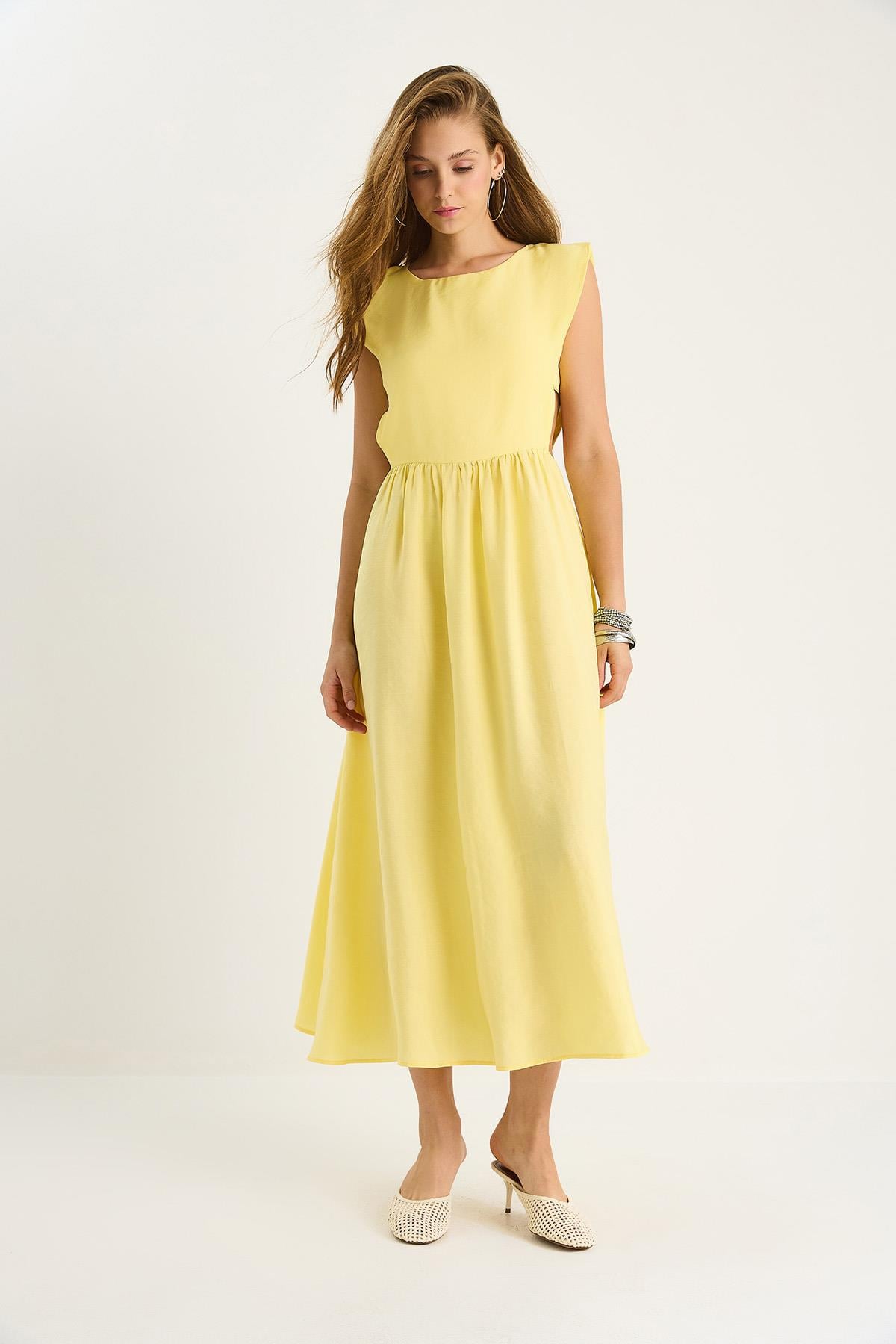 Yellow‎ Dress