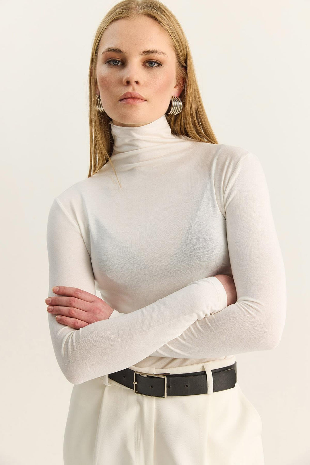 White‎ Blouse
