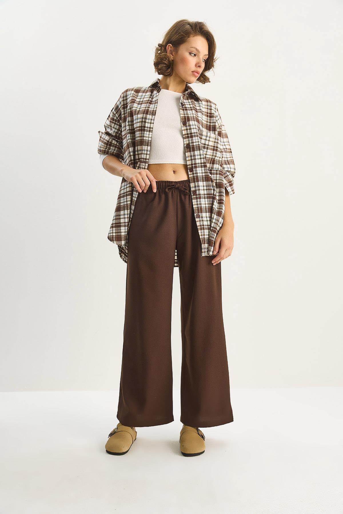 Women's High Waist Elastic Waist Tie Detail Pocketed Fabric Wide Leg Trousers 4031 60283636 - Dark Brown