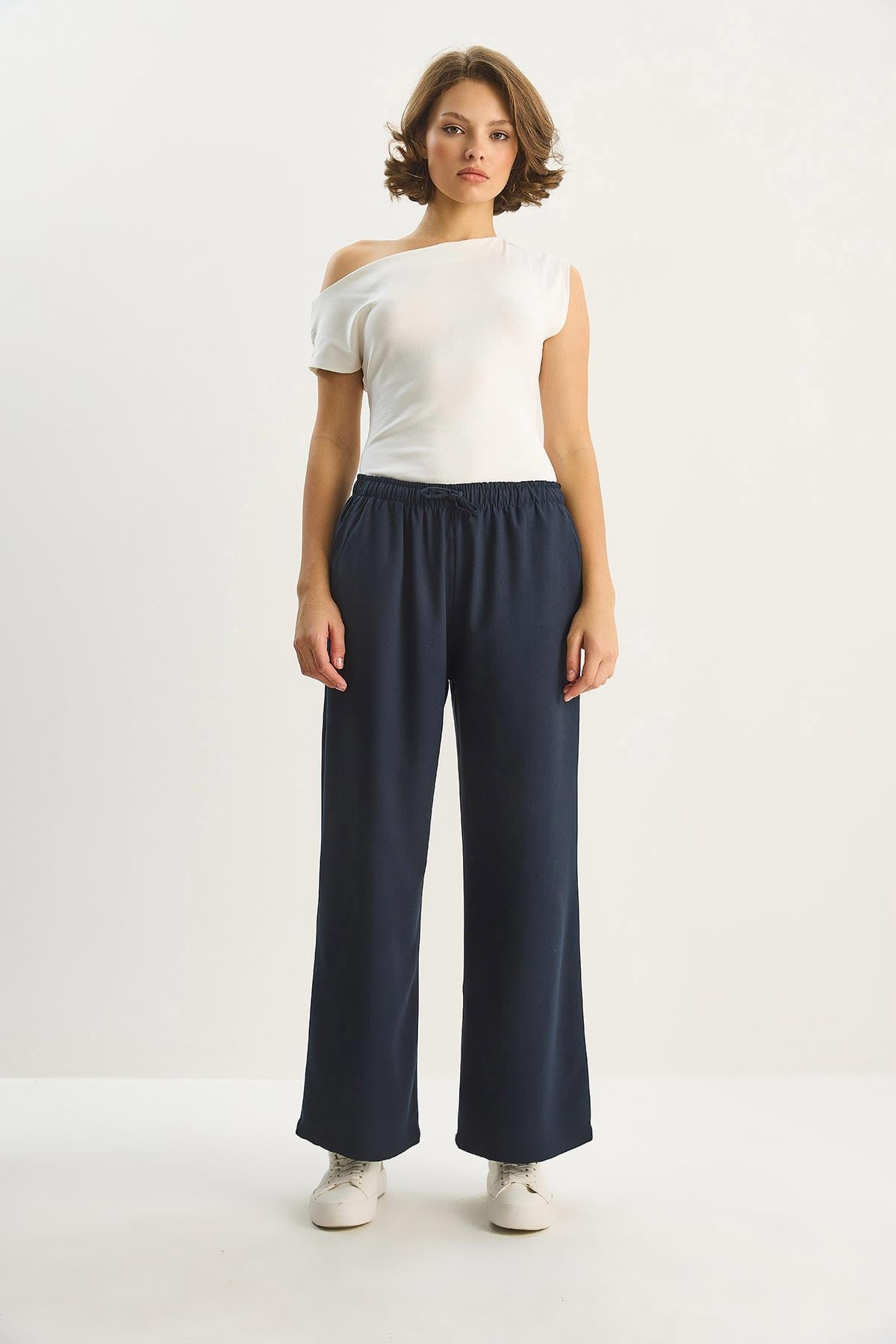 Women's High Waist Elastic Waist Tie Detail Pocketed Fabric Wide Leg Trousers 4031 60283636 - Navy Blue