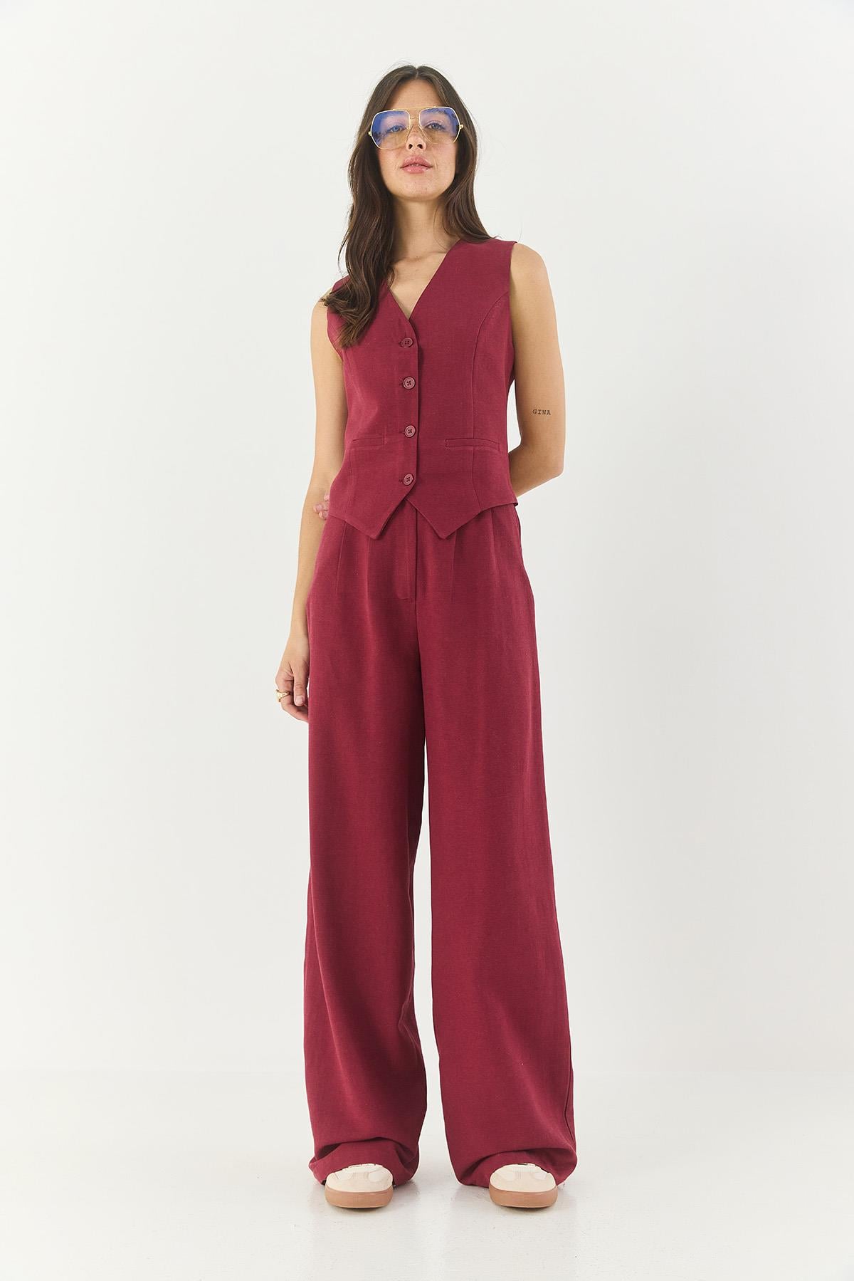 Red‎ Outfit Set