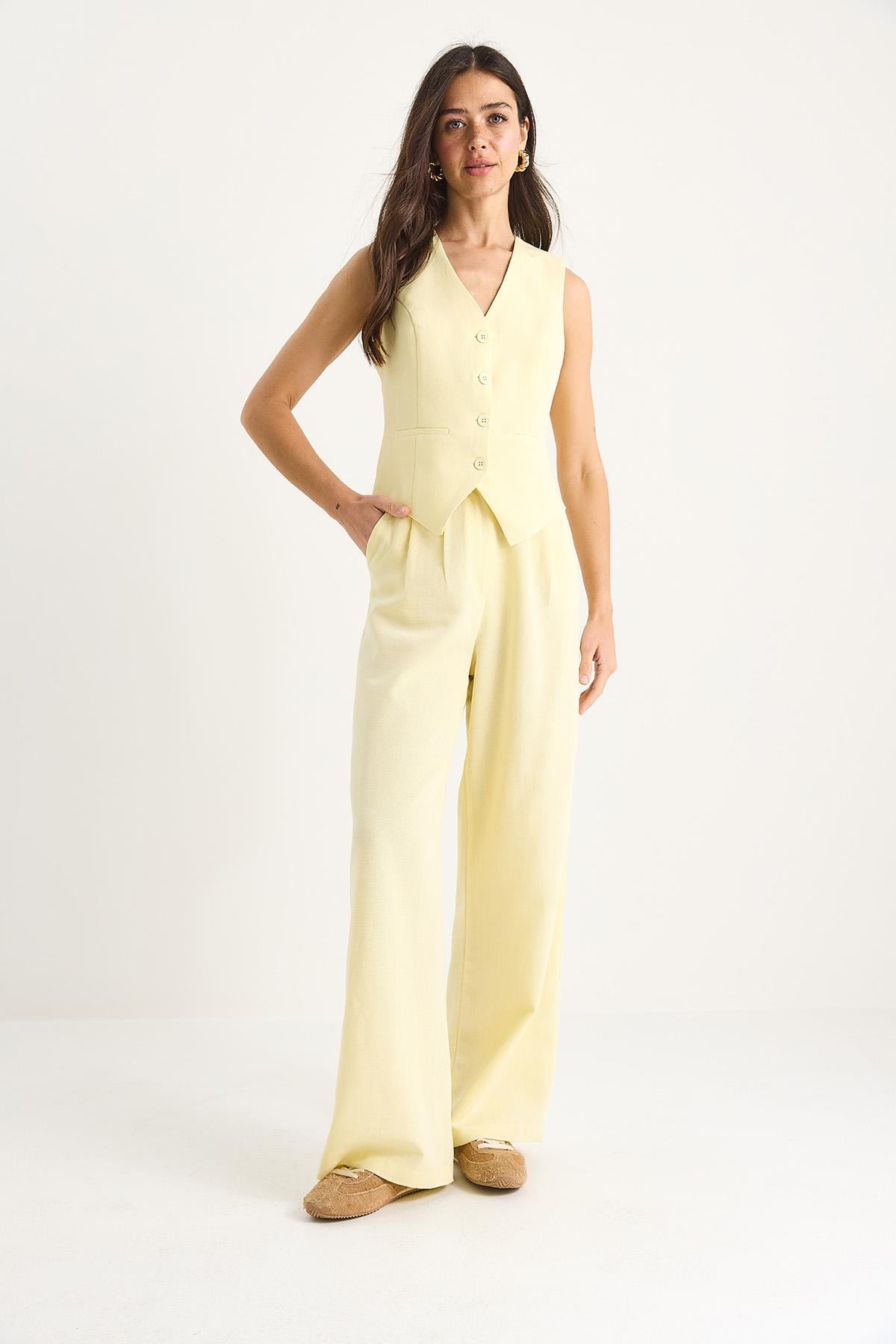 Yellow‎ Outfit Set