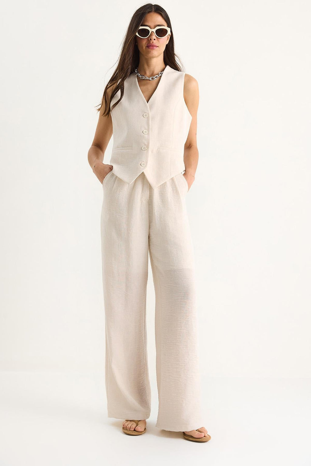 Cream‎ Outfit Set