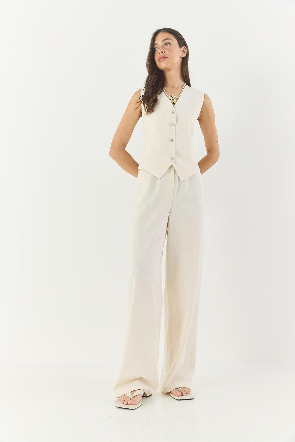 Beige‎ Outfit Set