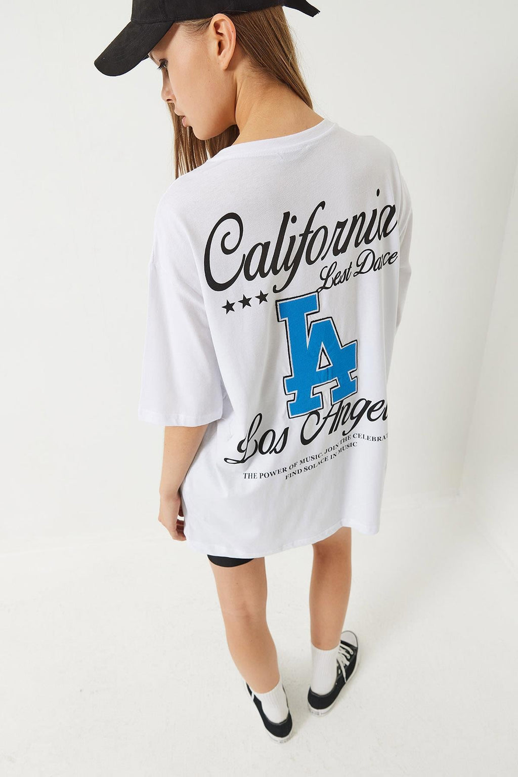 White‎ T-Shirt