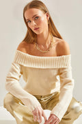 Cream‎ Sweater
