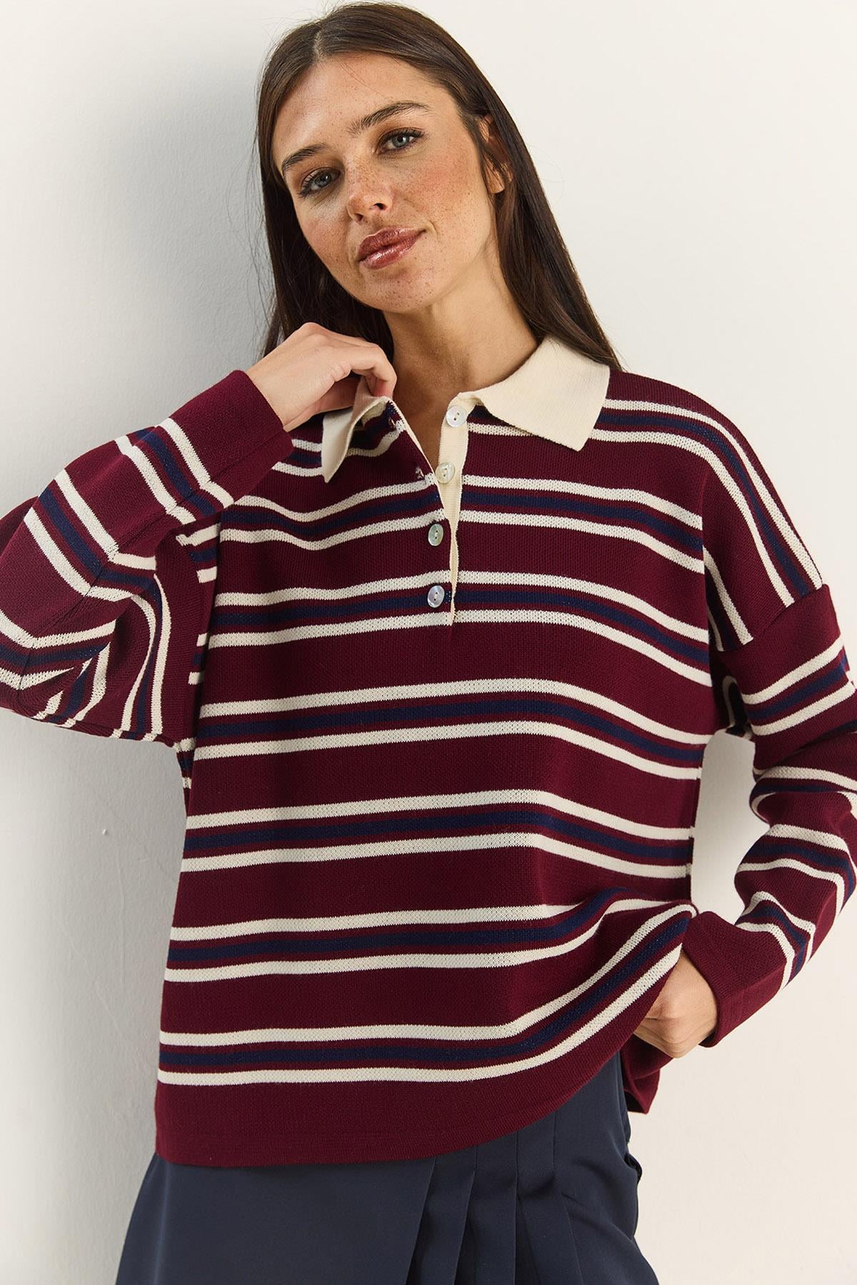 Women's Burgundy Sweater
