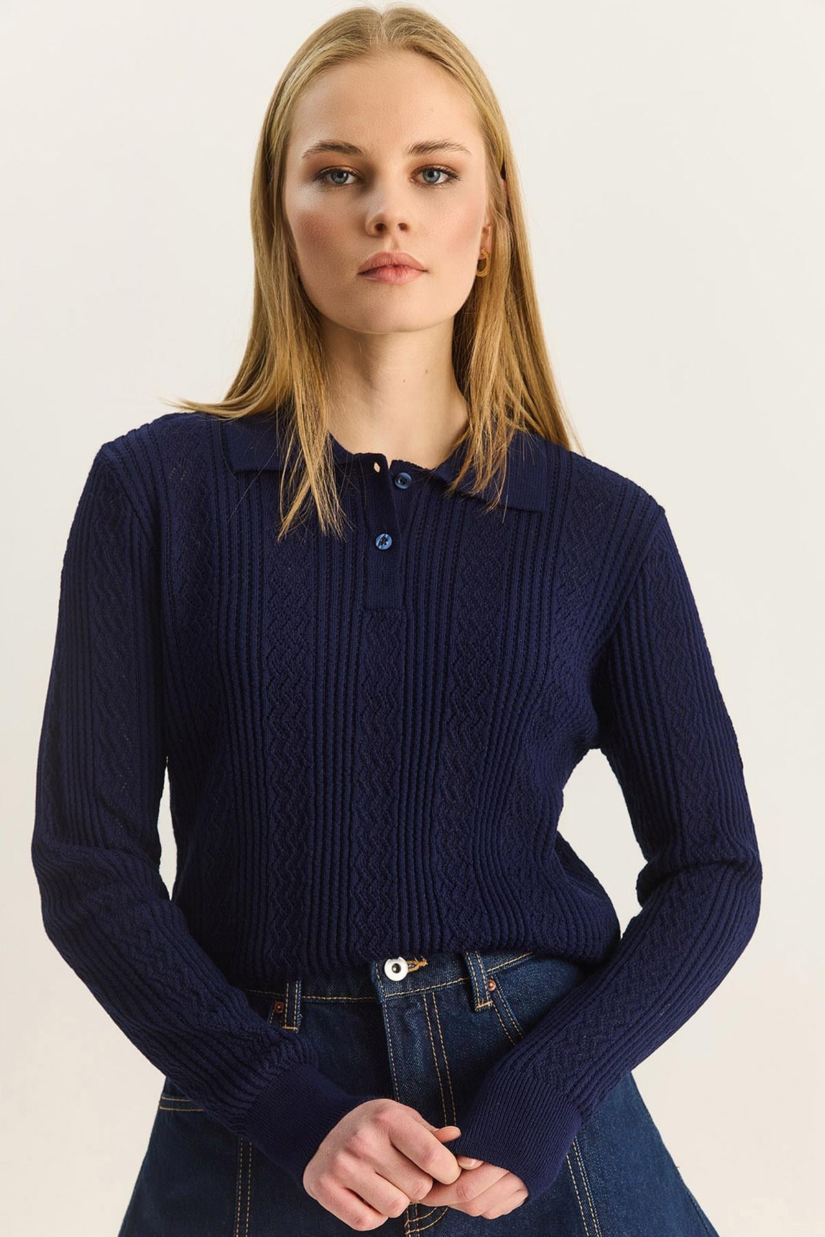 Women's Dark Blue Sweater