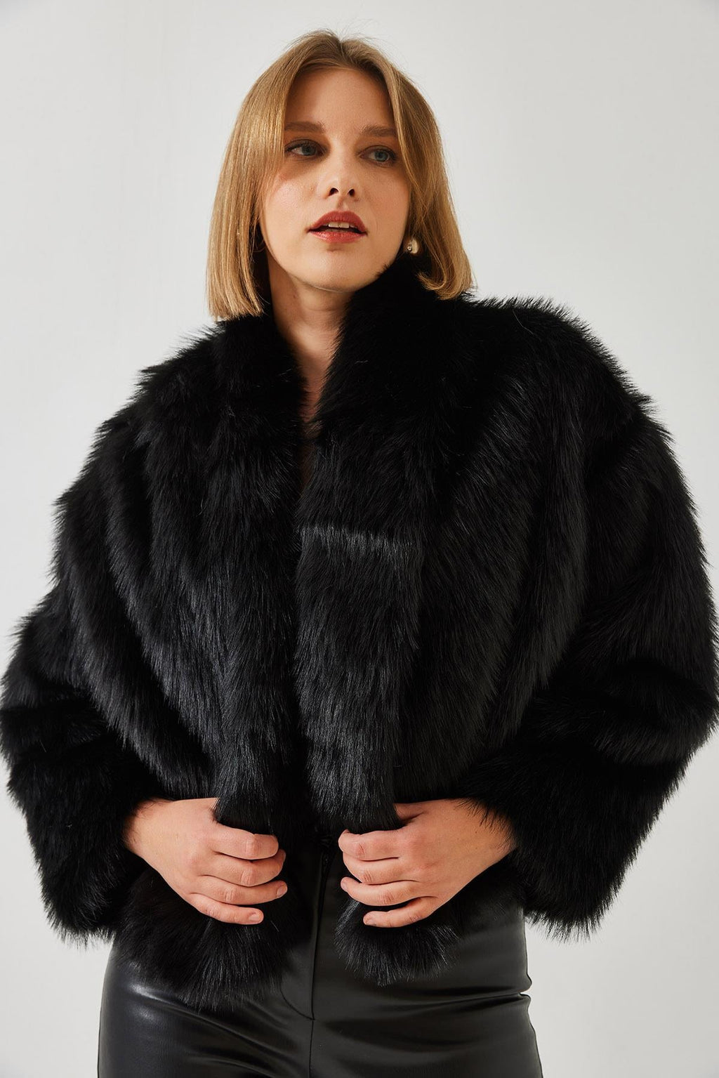 Black‎ Jacket