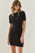 Black‎ Dress