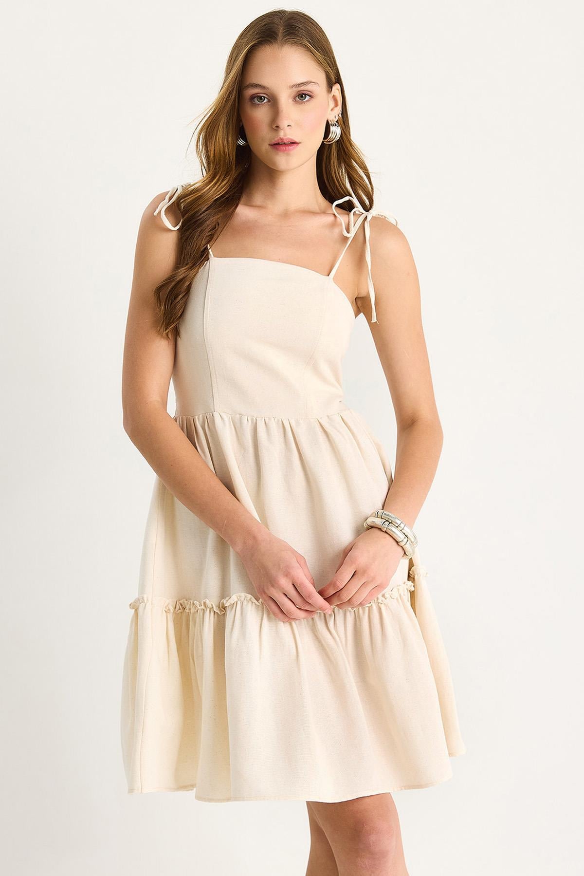 Beige‎ Dress