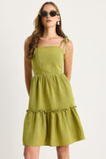 Green‎ Dress