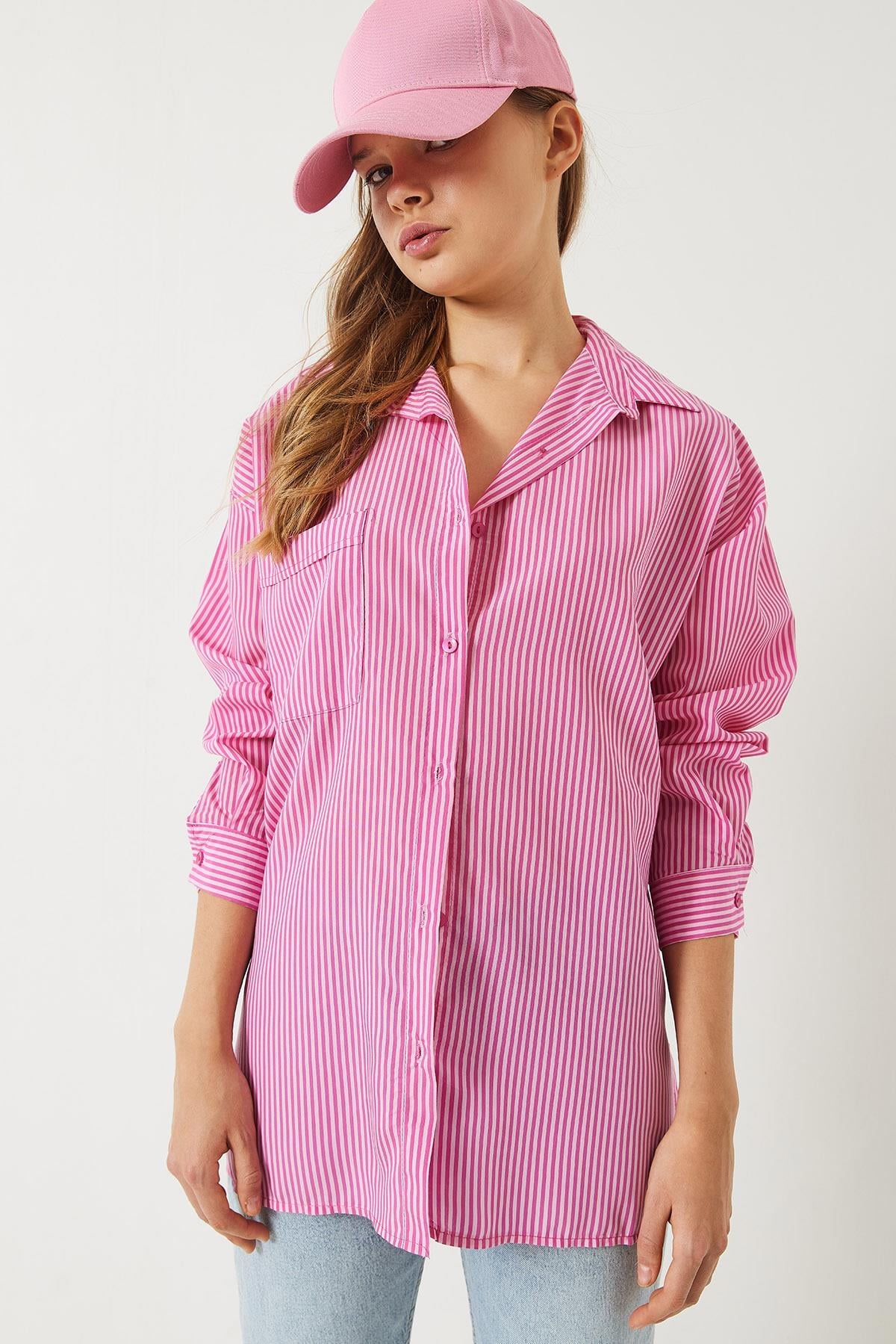 Pink‎ Shirt