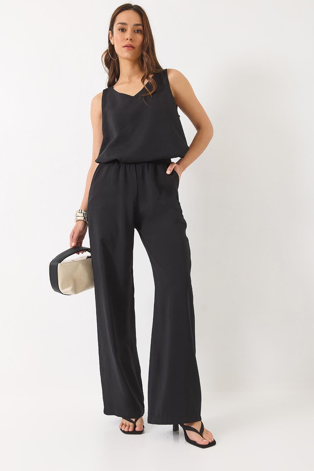 Black‎ Outfit Set