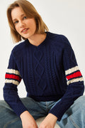 Blue‎ Sweater