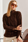 Brown‎ Sweater