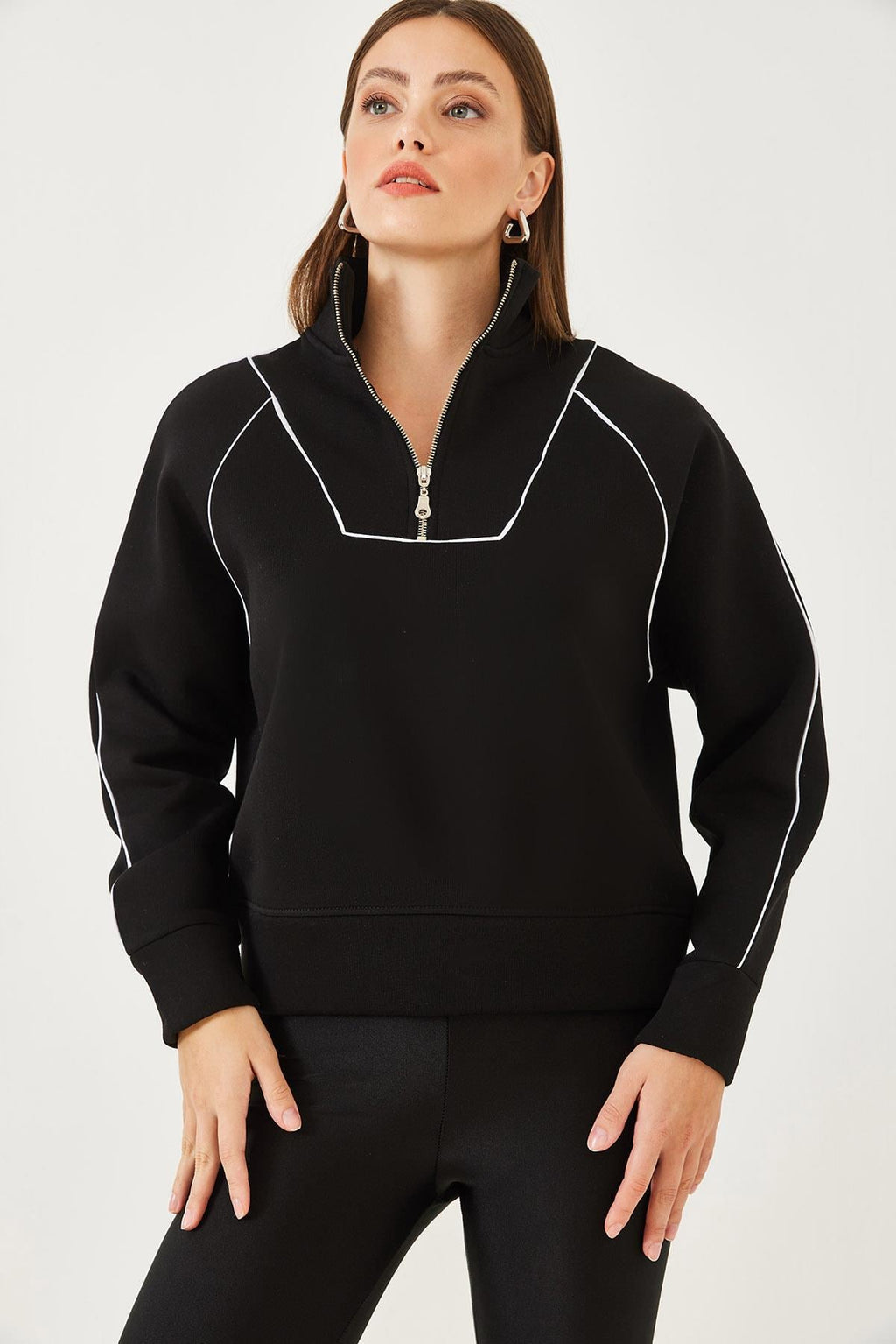 Black‎ T-Shirt